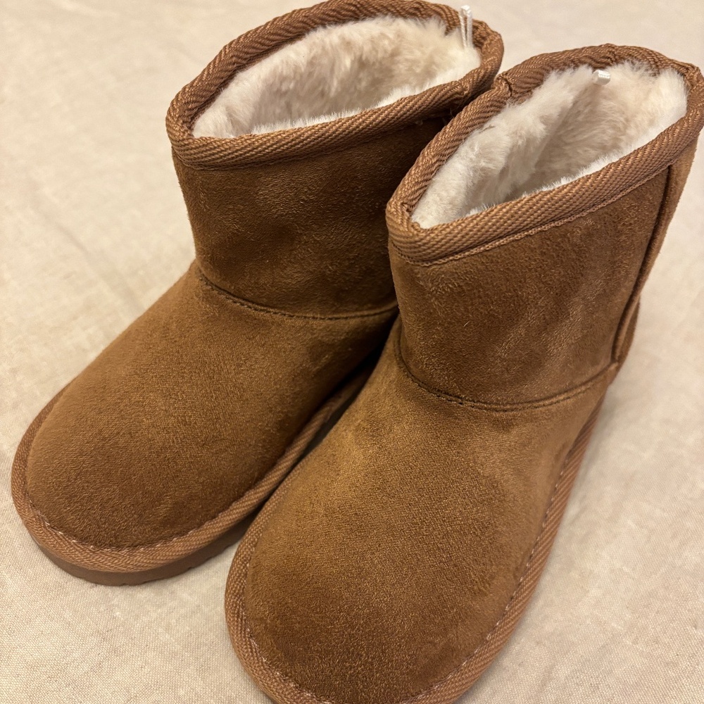 The Children’s Place Toddler Girls Mid Teddy Boots - Brown, Toddler-9 (NWOT)